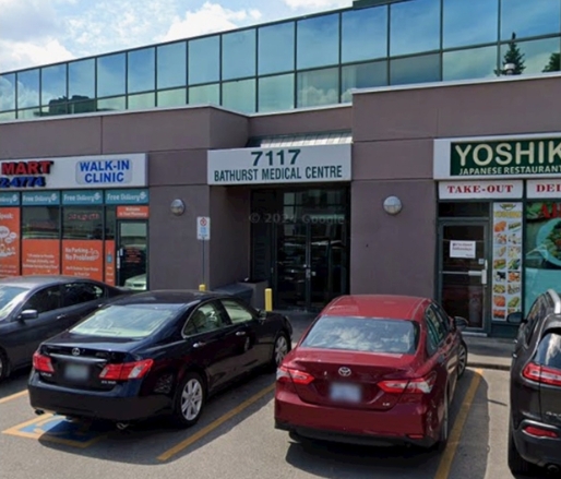 7117 Bathurst St